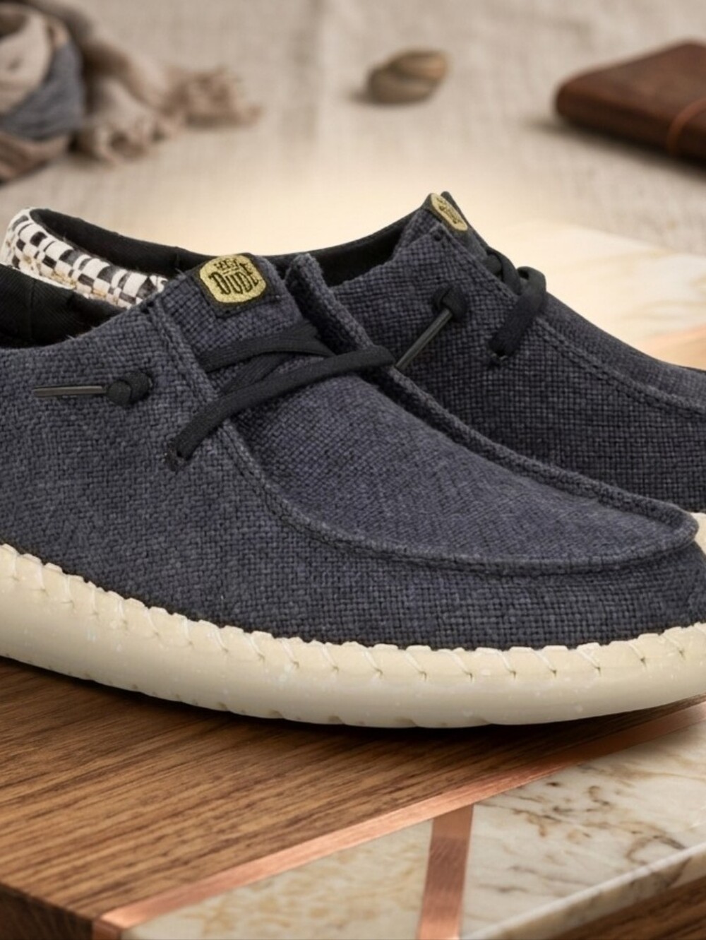 Women's Hey Dudes Sz.9